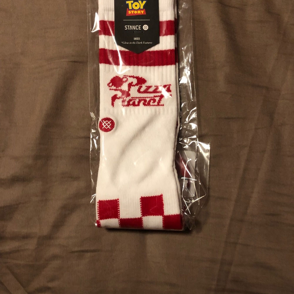 Glow Stance Pizza Planet Socks - NWT - MEDIUM - Picture 1 of 5
